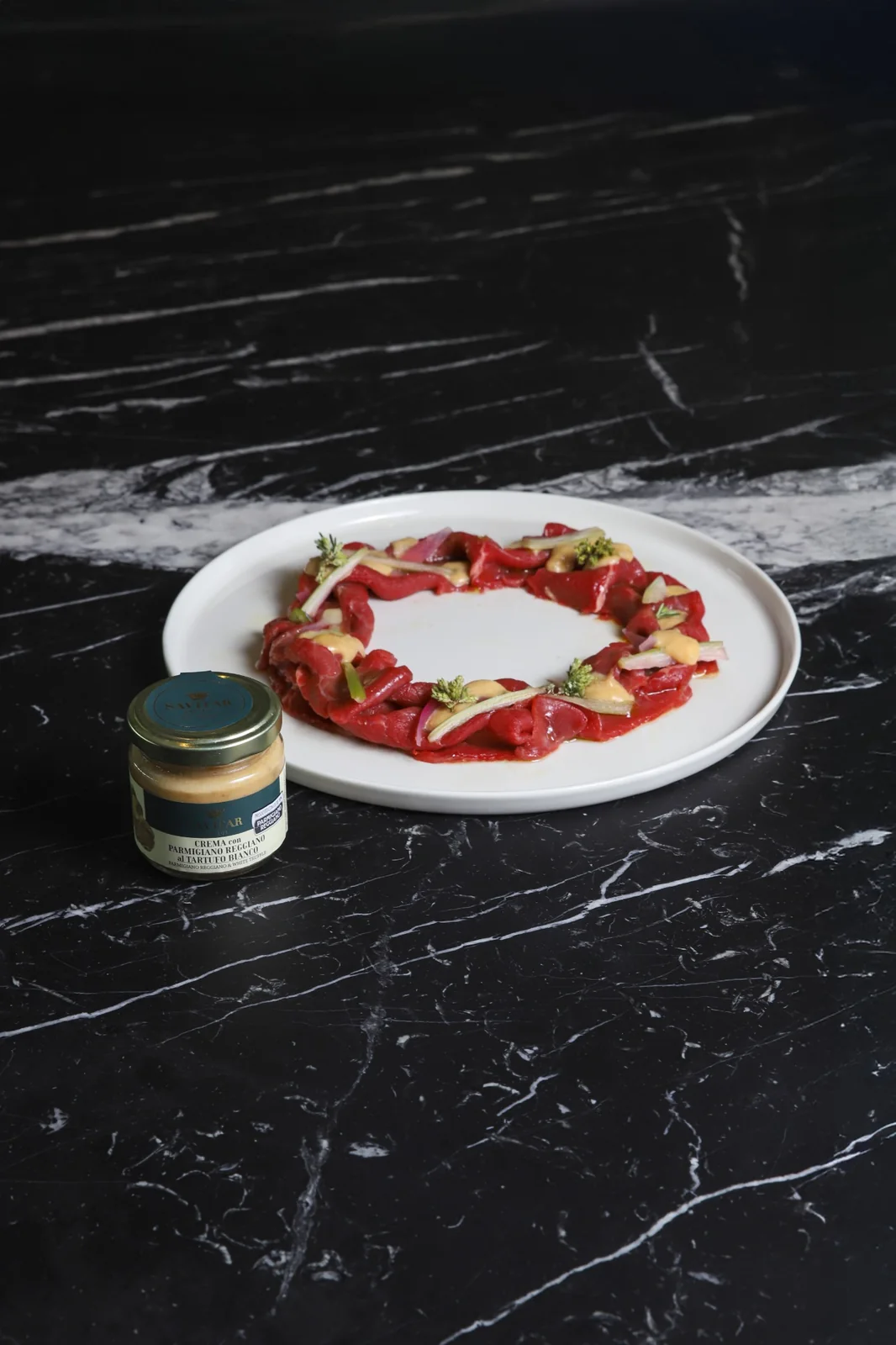 Carpaccio di manzo con tartufo e Parmigiano